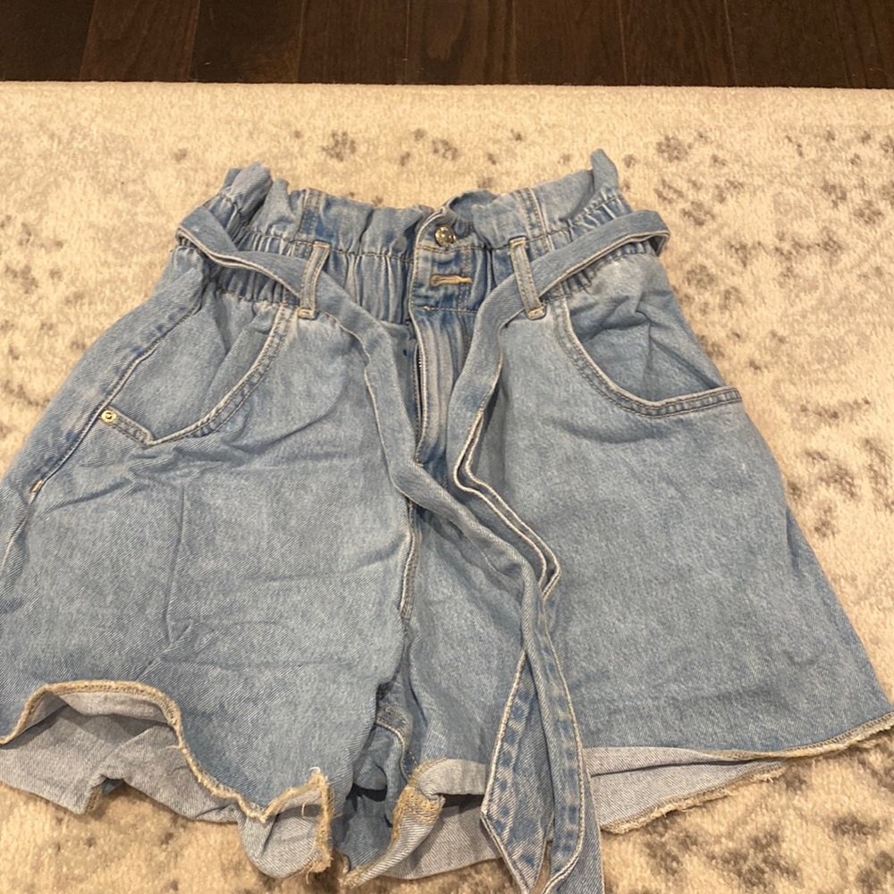 Zara paper bag waist denim shorts size 6